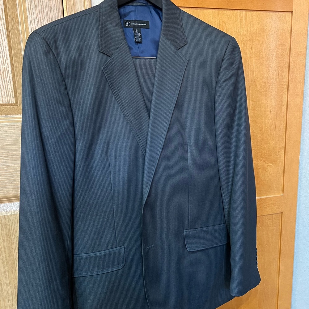 I.N.C international concerts size XL jacket pants size 34-32